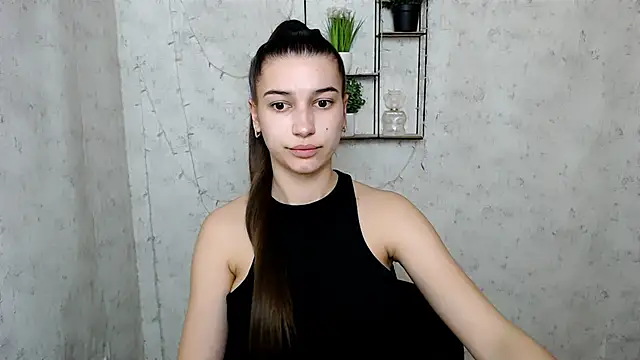Snapshot of KarolinaRosse_ chatting on 03.22.25 KarolinaRosse online show from 03.22.25