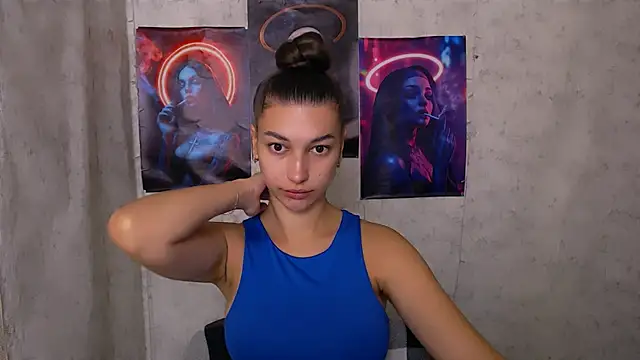 KarolinaRosse  online show from 09.21.25