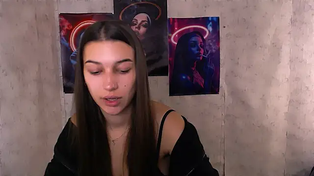 KarolinaRosse  online show from 10.25.25