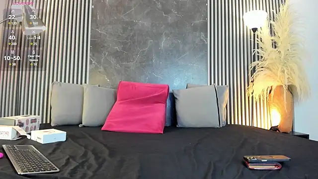 Duriel  online show from 03.08.25