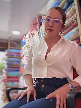 Snapshot of VIOLETA-25_ chatting on 02.19.26 VIOLETA-25 online show from 02.19.26