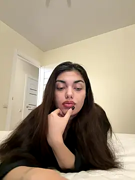 Snapshot of Sweet_Khalifa_ chatting on 12.07.24 Sweet Khalifa online show from 12.07.24