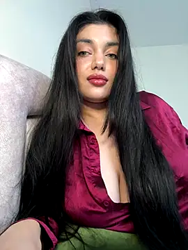 Snapshot of Sweet_Khalifa_ chatting on 09.25.25 Sweet Khalifa online show from 09.25.25