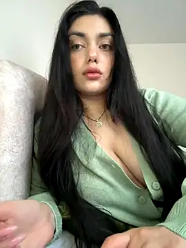 Snapshot of Sweet_Khalifa_ chatting on 10.10.25 Sweet Khalifa online show from 10.10.25