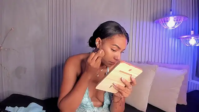 ChloeTayylor  online show from 01.05.25