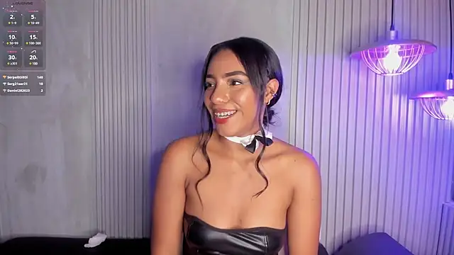 ChloeTayylor  online show from 01.06.25