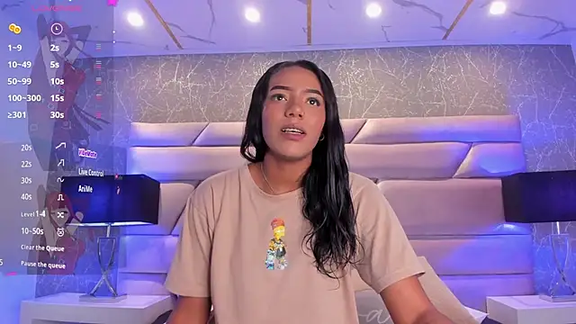 ChloeTayylor  online show from 02.18.25