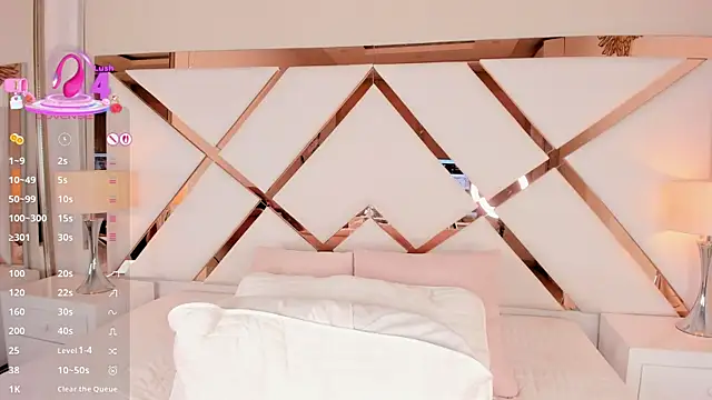 ChloeTayylor  online show from 09.30.25