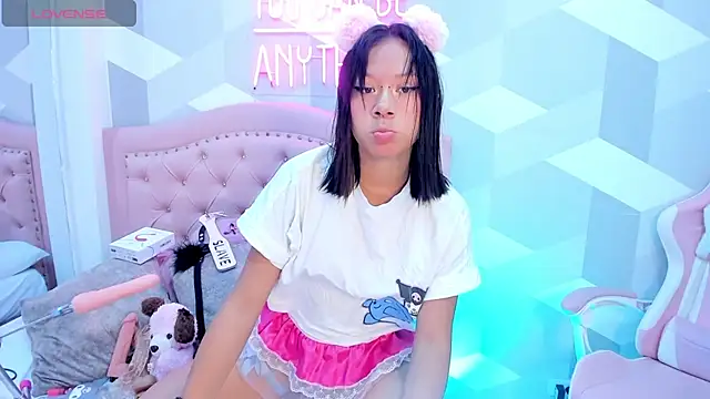 AikoLee  online show from 02.10.25