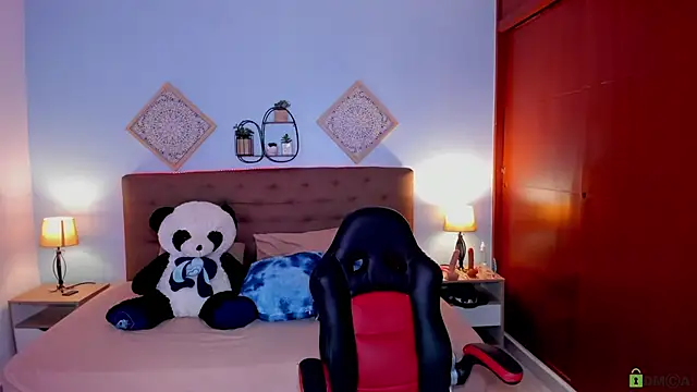 Edelaine rogers online show from 10.12.25