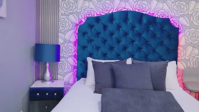 Snapshot of HazelMoret chatting on 02.17.26 HazelMoret online show from 02.17.26