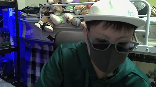 Owl1216 online show from 12.10.24