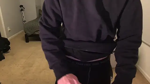 Snapshot of Dylansd chatting on 01.26.25 Dylansd online show from 01.26.25