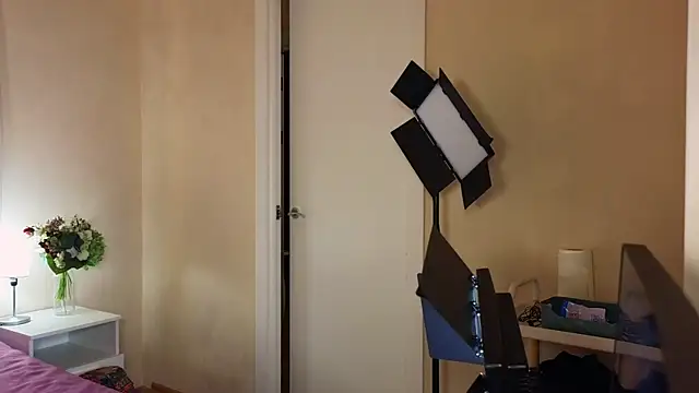 Rita flame online show from 01.29.25