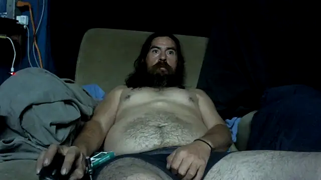 Snapshot of linksjack1010 chatting on 12.17.25 linksjack1010 online show from 12.17.25