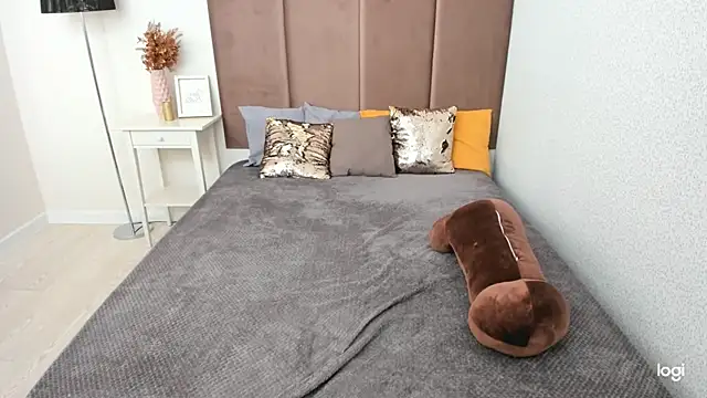 BettyBloom69 online show from 10.02.25