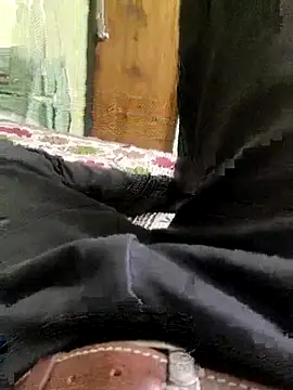 themostnaughtiestguyy online show from 04.15.26