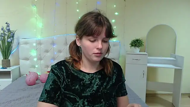 Snapshot of StaceyLex chatting on 01.21.25 StaceyLex online show from 01.21.25