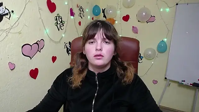 Snapshot of StaceyLex chatting on 02.03.25 StaceyLex online show from 02.03.25