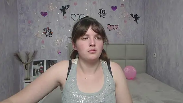 Snapshot of StaceyLex chatting on 02.12.25 StaceyLex online show from 02.12.25