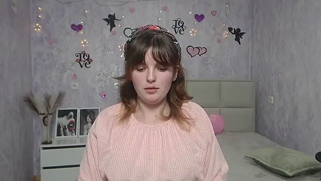 Snapshot of StaceyLex chatting on 02.12.25 StaceyLex online show from 02.12.25