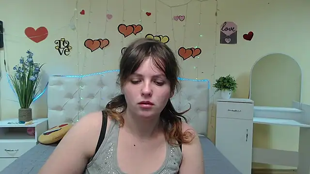 Snapshot of StaceyLex chatting on 02.13.25 StaceyLex online show from 02.13.25