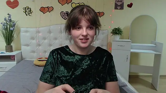 Snapshot of StaceyLex chatting on 02.22.25 StaceyLex online show from 02.22.25
