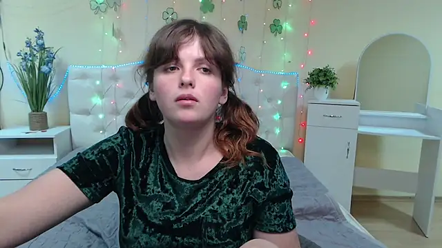 Snapshot of StaceyLex chatting on 03.16.25 StaceyLex online show from 03.16.25