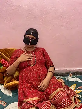 Snapshot of mickey_love chatting on 03.02.25 mickey love online show from 03.02.25