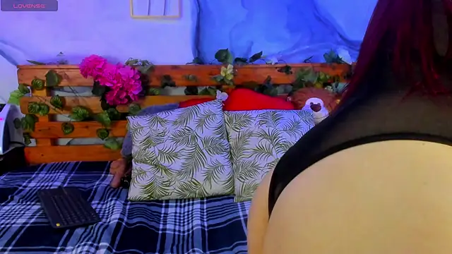 Snapshot of Perla_Franco chatting on 01.26.25 Perla Franco online show from 01.26.25