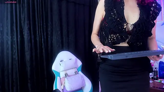 Snapshot of Perla_Franco chatting on 03.22.25 Perla Franco online show from 03.22.25