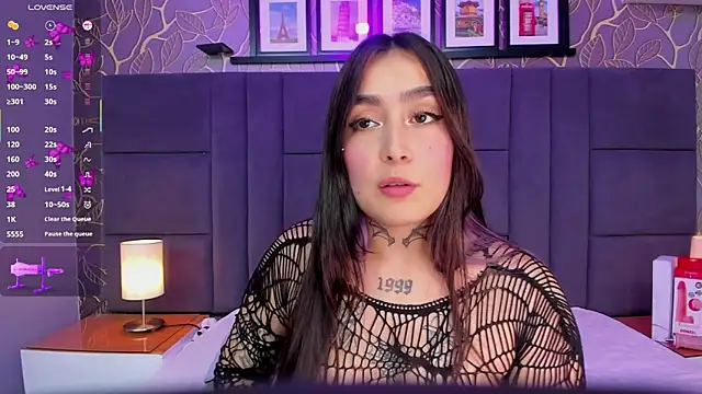 elodie walker online show from 10.25.25