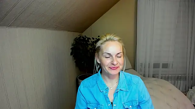 Alicee Gracee online show from 12.10.24