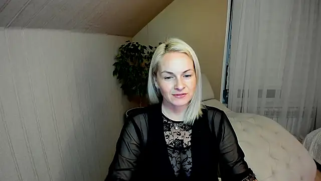 Alicee Gracee online show from 12.12.24