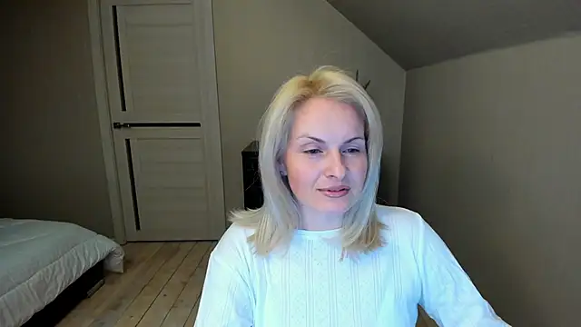 Alicee Gracee online show from 02.14.25