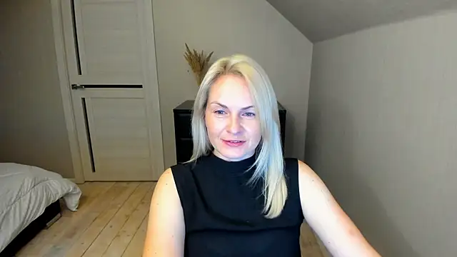 Alicee Gracee online show from 10.17.25