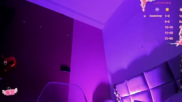 Heicy    online show from 02.19.25