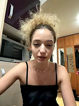 Alexia J online show from 12.03.24