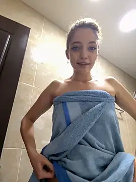 Alexia J online show from 12.03.24