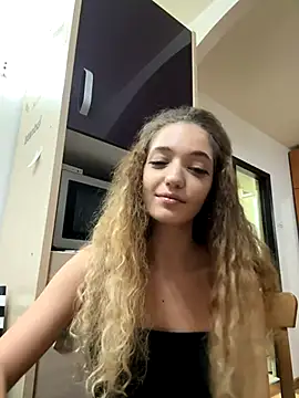 Alexia J online show from 12.04.24