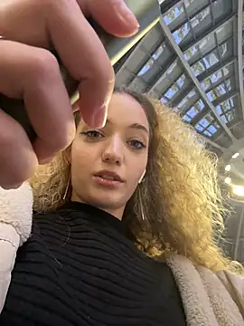 Alexia J online show from 12.10.24