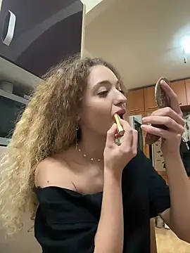 Alexia J online show from 01.04.25