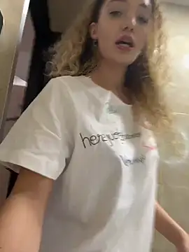 Alexia J online show from 01.09.25