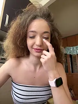 Alexia J online show from 03.07.25