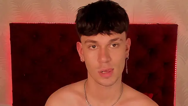 Liam thunder online show from 12.21.24