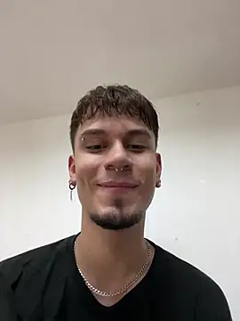Liam thunder online show from 02.23.25