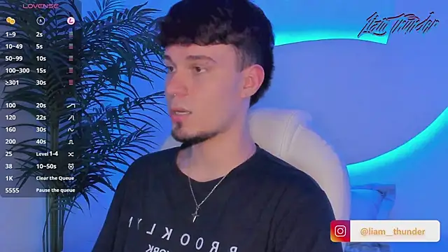 Liam thunder online show from 09.16.25
