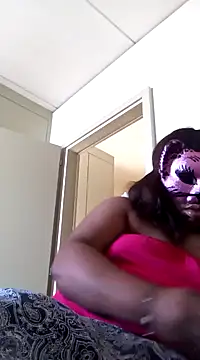 Snapshot of bonbonaumiel chatting on 01.19.25 bonbonaumiel online show from 01.19.25