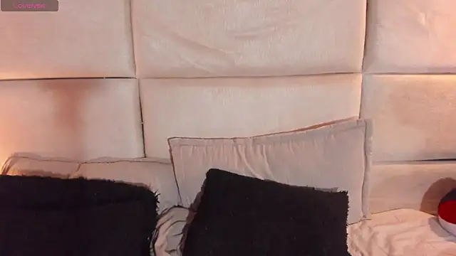 Snapshot of Nathaliajonees chatting on 02.06.25 Nathaliajonees online show from 02.06.25