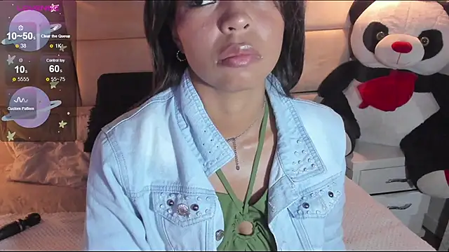 Nathaliajonees online show from 10.30.25